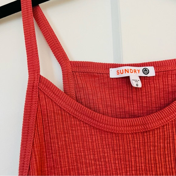 Sundry Bundle of 3 Strappy Tank Tops in Coral, Adobe, and Tan/White Size XS (0) - Picture 15 of 16